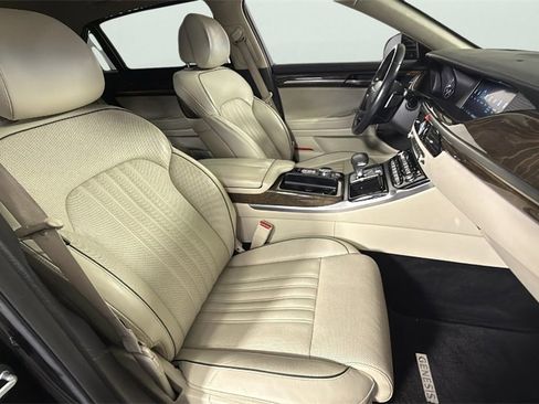 Used 2018 Genesis G90 3.3T Premium image 35