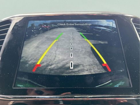 Used 2020 Jeep Grand Cherokee Altitude AWD/4WD image 29