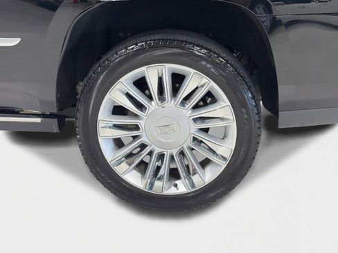 Used 2019 Cadillac Escalade Platinum image 37