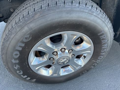 Used 2024 RAM 2500 Big Horn image 10