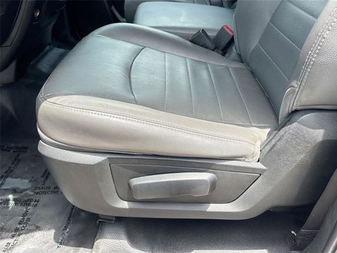 Used 2018 RAM 1500 Tradesman RWD image 18