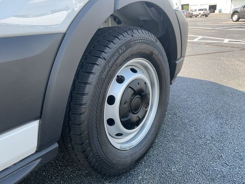 New 2026 Ford Transit 350 XL RWD image 9