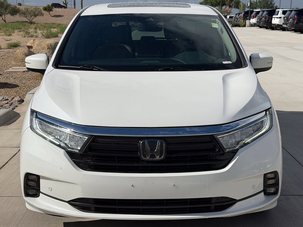 Used 2023 Honda Odyssey Elite image 3
