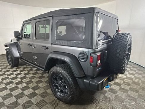 Used 2023 Jeep Wrangler Unlimited w/ Cold Weather Group AWD/4WD image 5