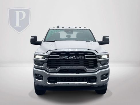 New 2026 RAM 2500 Tradesman w/ Chrome Appearance Group AWD/4WD image 3