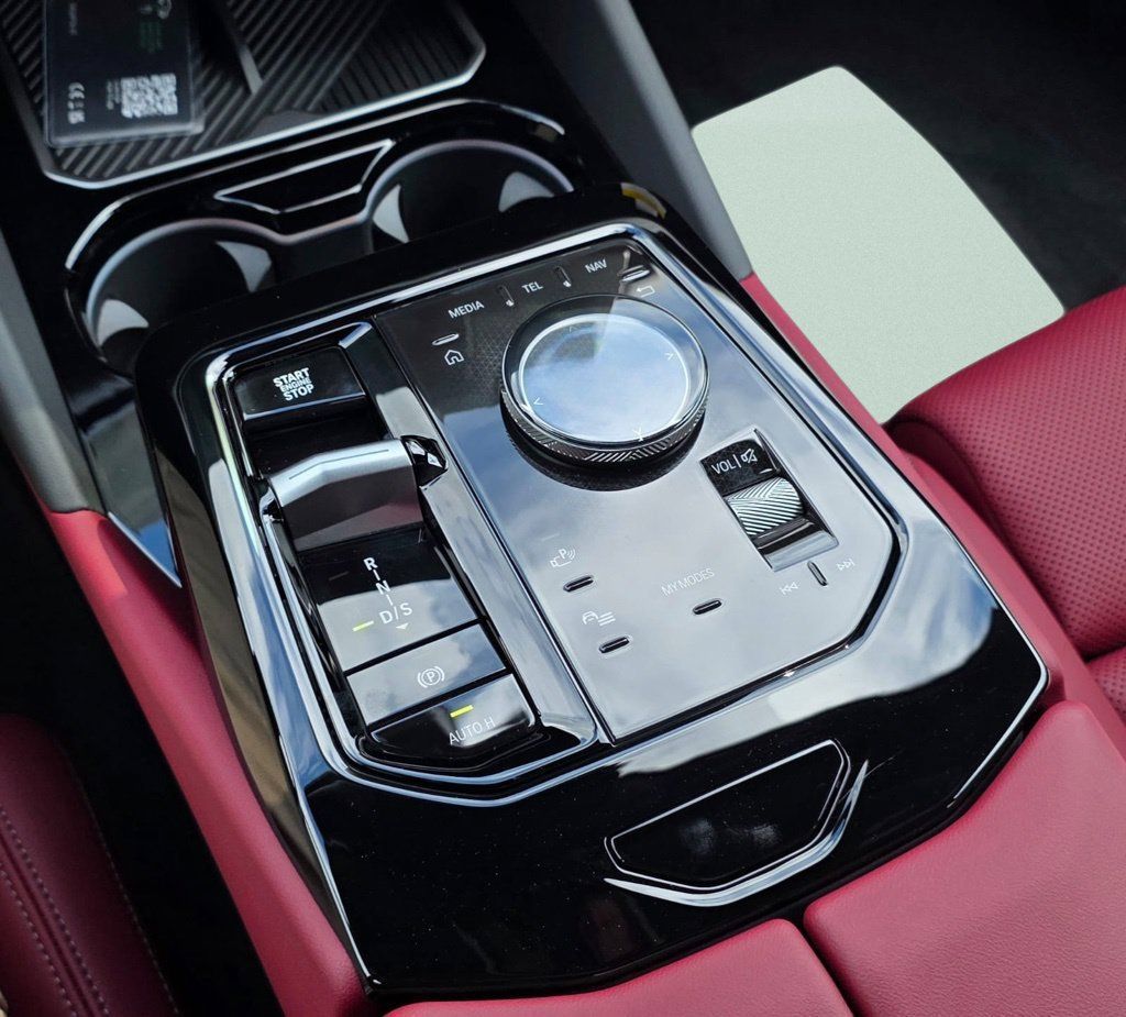 New 2027 BMW 530i w/ M Sport Package RWD image 18