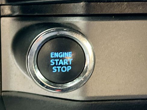 Used 2020 Toyota Tacoma TRD Sport w/ Technology Package RWD image 23