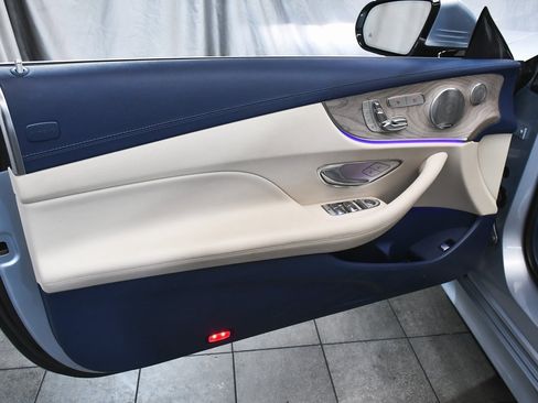 Used 2019 Mercedes-Benz E 450 4MATIC Cabriolet image 11