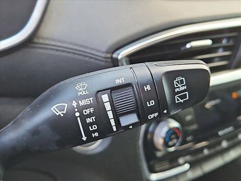 Used 2019 Hyundai Santa Fe SEL w/ Cargo Package image 16