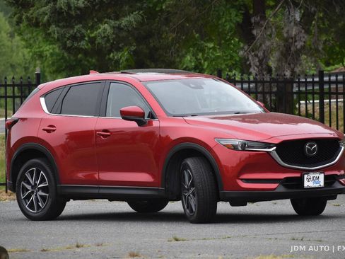 Used 2017 MAZDA CX-5 Grand Touring w/ Premium Package AWD/4WD image 4