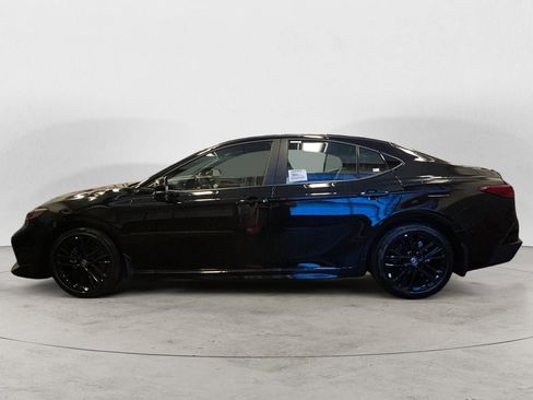 New 2026 Toyota Camry SE FWD image 2