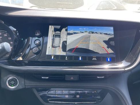Used 2023 Buick Envision Avenir image 14