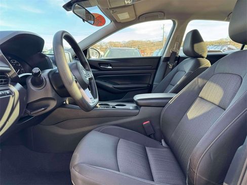 Used 2022 Nissan Altima 2.5 S image 13