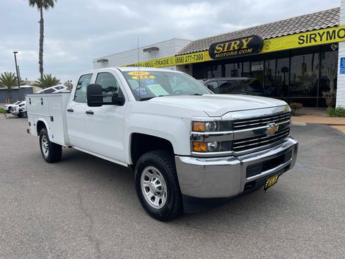 Used 2015 Chevrolet Silverado 3500 W/T image 1