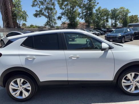 Used 2025 Buick Encore GX Preferred FWD image 16