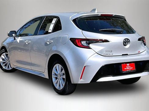 Used 2024 Toyota Corolla SE image 4