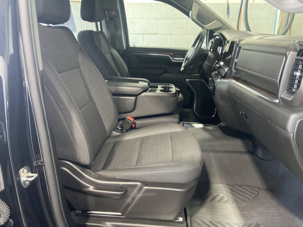 Certified 2023 Chevrolet Silverado 1500 RST w/ Z71 Off-Road Package AWD/4WD image 27