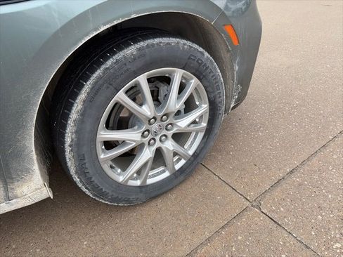 Used 2024 Buick Enclave Premium w/ Experience Buick Package image 24