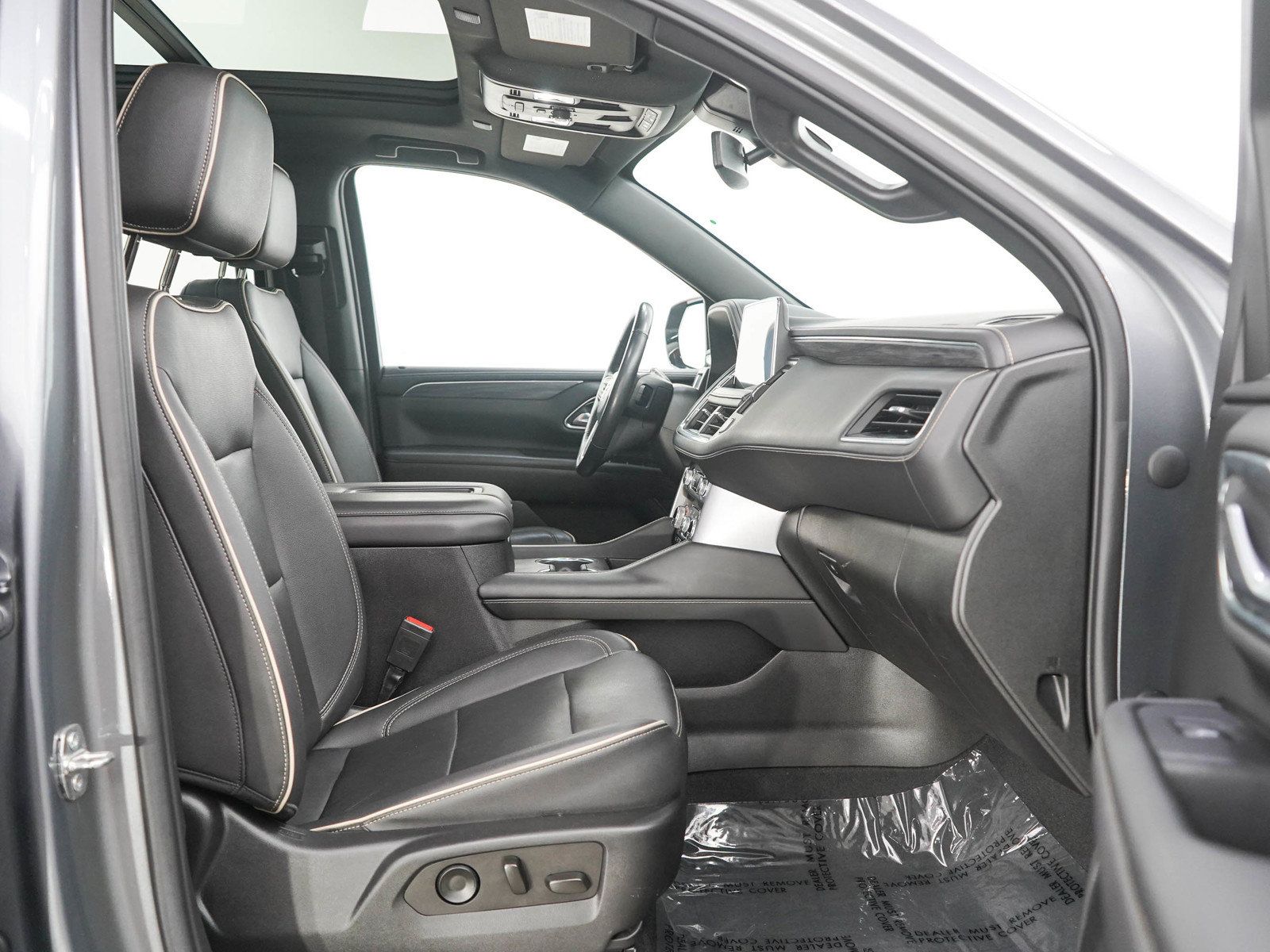Used 2022 GMC Yukon SLT w/ SLT Premium Package AWD/4WD image 11