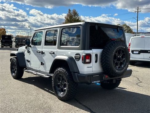 Used 2023 Jeep Wrangler Unlimited w/ Cold Weather Group image 2