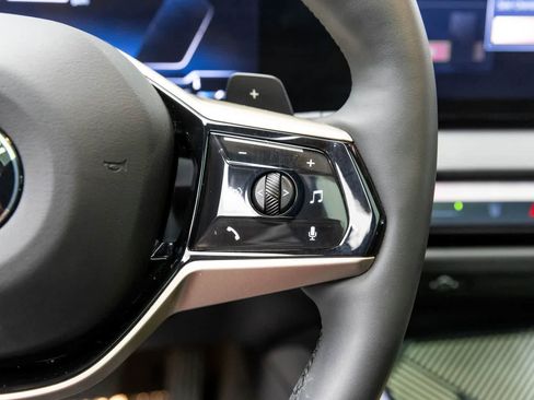 Used 2025 BMW X3 xDrive30i w/ Convenience Package image 30