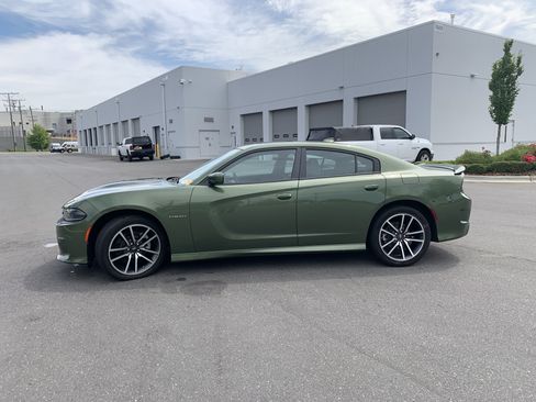 Certified 2022 Dodge Charger R/T w/ Plus Group RWD image 7
