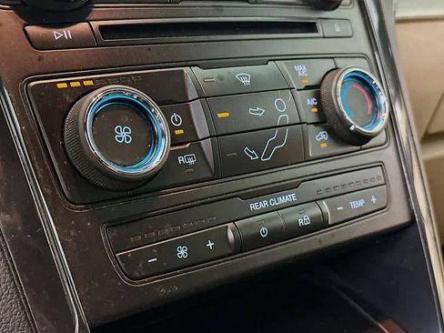 Used 2017 Ford Explorer FWD image 17