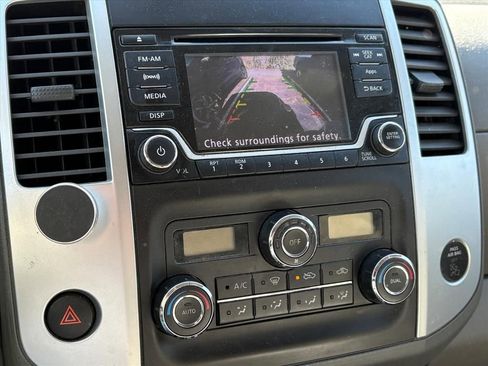 Used 2015 Nissan Frontier SV w/ SV Value Truck Package image 9