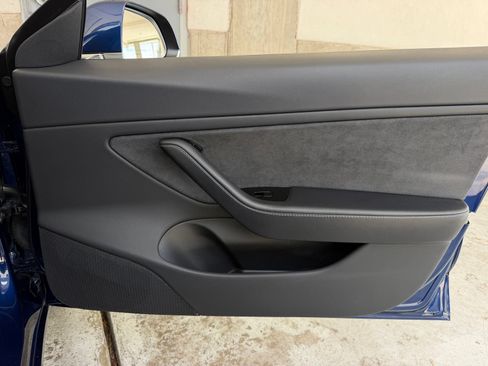 Used 2018 Tesla Model 3 RWD image 20