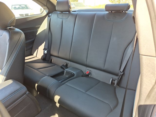Used 2017 BMW M2 RWD image 15