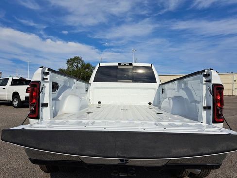 New 2026 RAM 3500 Tradesman AWD/4WD image 26
