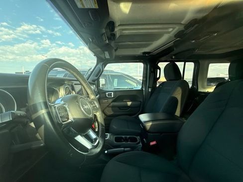 Used 2020 Jeep Wrangler Unlimited Sahara AWD/4WD image 12