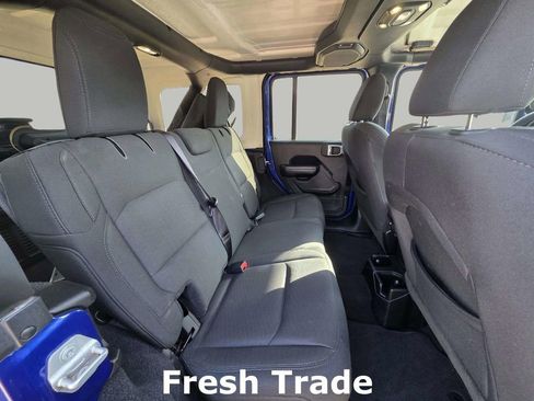 Used 2019 Jeep Wrangler Unlimited Sport S image 8