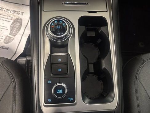 Used 2020 Ford Explorer XLT image 21