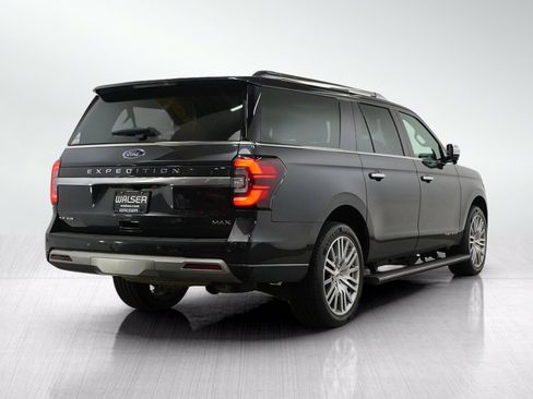 Used 2023 Ford Expedition Max Platinum AWD/4WD image 6