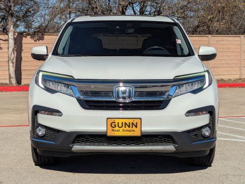 Used 2020 Honda Pilot Touring image 9