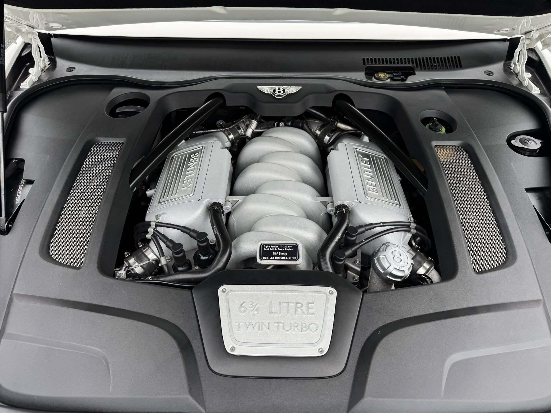 Used 2013 Bentley Mulsanne RWD image 75