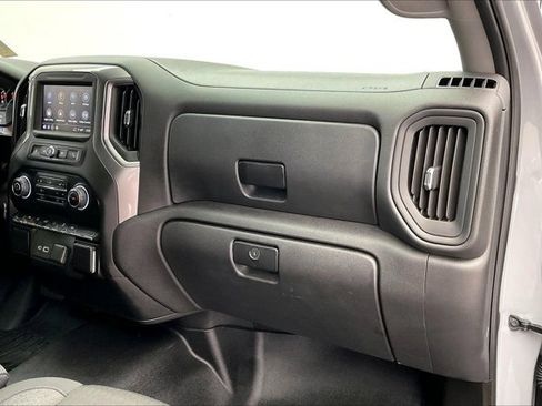 Used 2024 Chevrolet Silverado 1500 Custom image 15