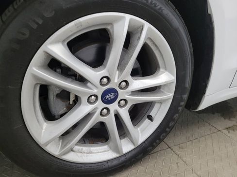 Used 2018 Ford Fusion S image 31