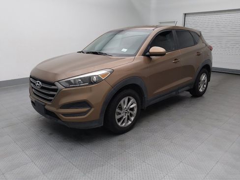 Used 2016 Hyundai Tucson SE FWD image 2