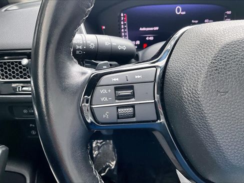 Used 2022 Honda Civic Touring image 24