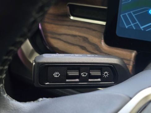 Used 2022 Rivian R1T Adventure image 36