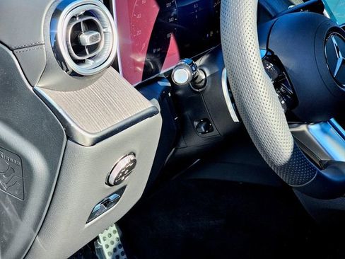 New 2026 Mercedes-Benz GLC 300 4MATIC image 16