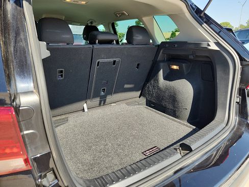Certified 2023 Volkswagen Taos S FWD image 9
