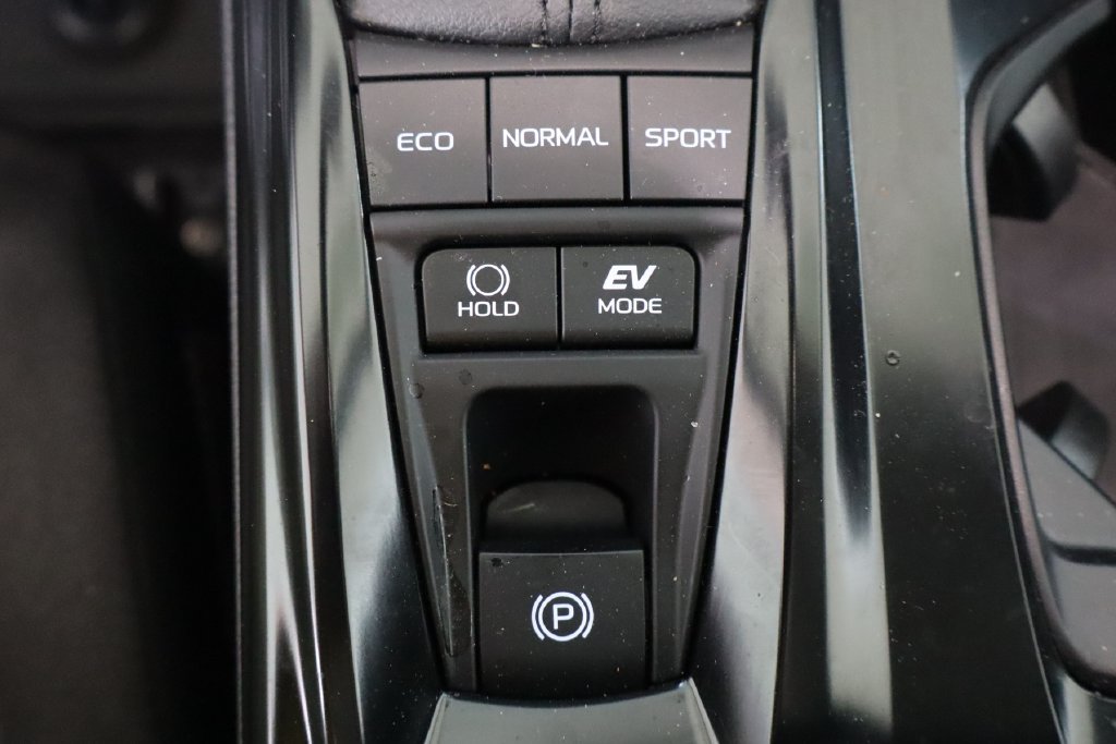 Used 2026 Toyota Camry LE FWD image 29