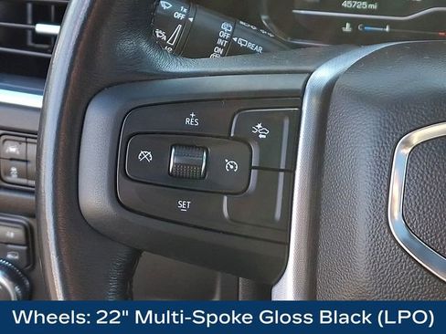 Used 2023 GMC Yukon XL SLT image 27