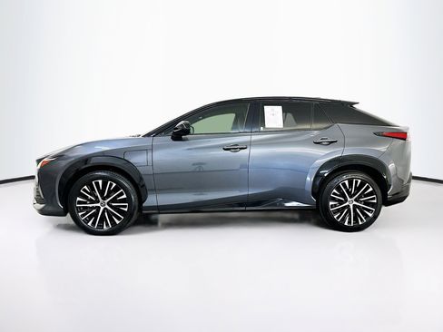 Used 2023 Lexus RZ 450e Premium w/ Accessory Package (2T) AWD/4WD image 4