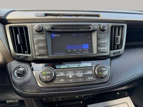 Used 2013 Toyota RAV4 Limited FWD image 42