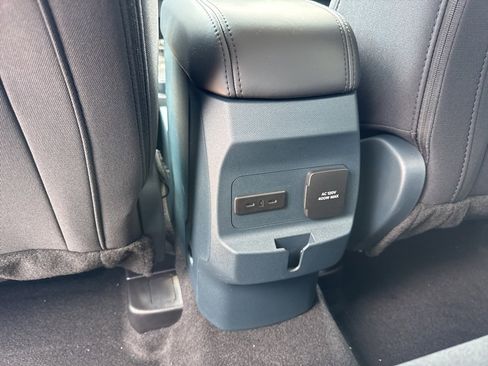 New 2025 Ford Maverick XLT w/ XLT Luxury Package image 15