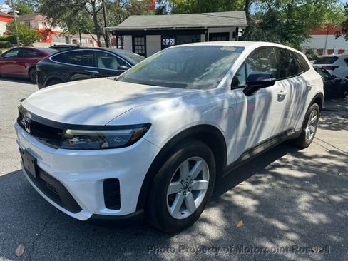 Used 2024 Honda Prologue EX image 3